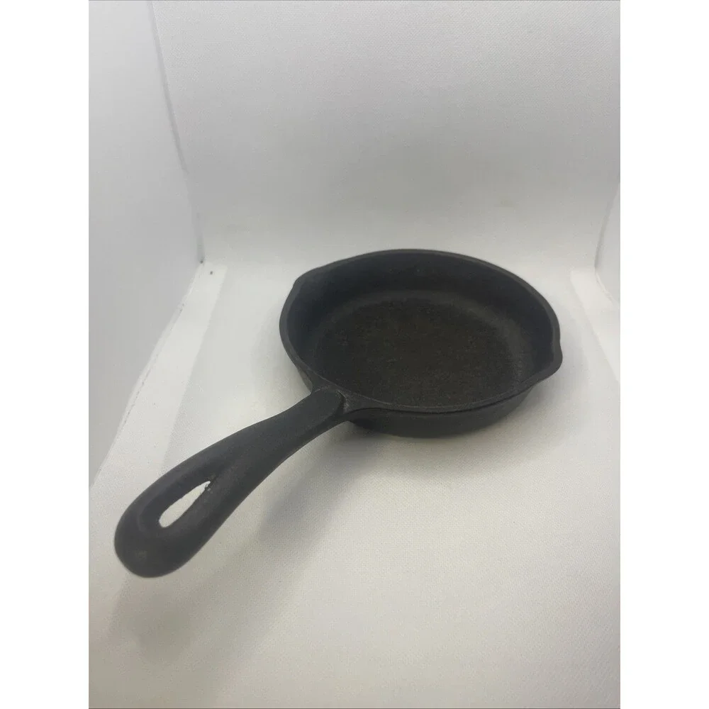 Vintage Wagners 1891 Ware Cast Iron Skillet Frying Pan